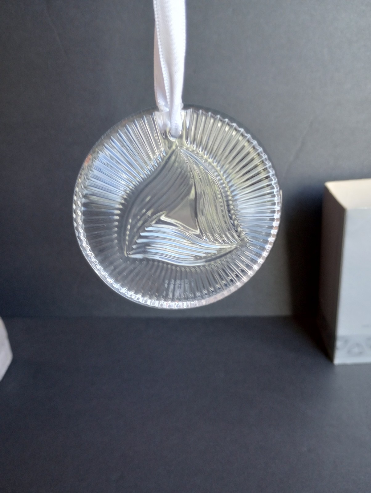 2004 Waterford Crystal TIMES SQUARE COLLECTION Ornament Hope for Unity
