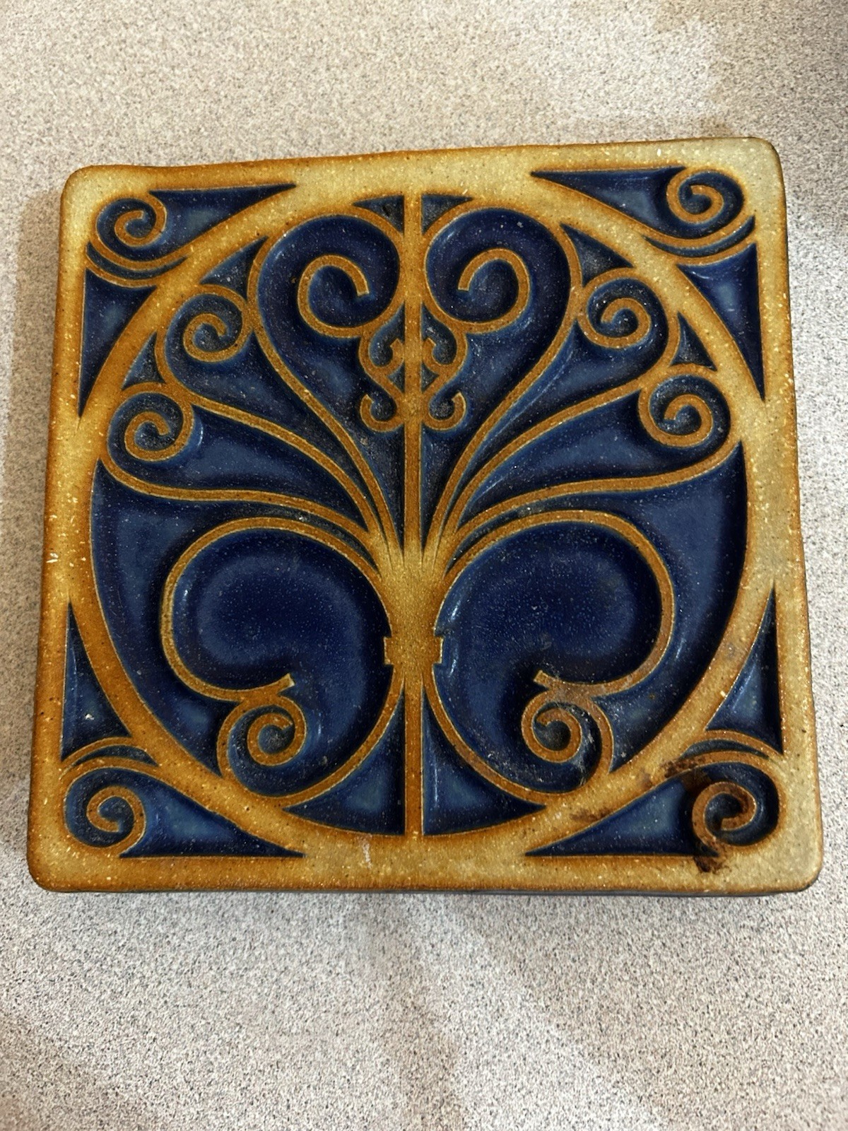 Pewabic 5.5-in Pottery Tile 2017 Beautiful Blue W/gold Design