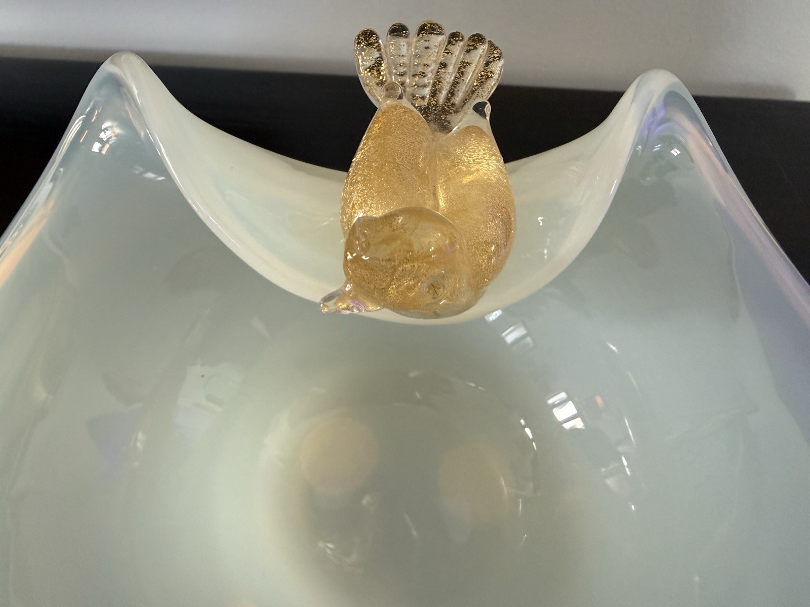 Mid 20th Century Murano Attributed Opalescent Glass Bowl Perchin Gold Fleck Bird