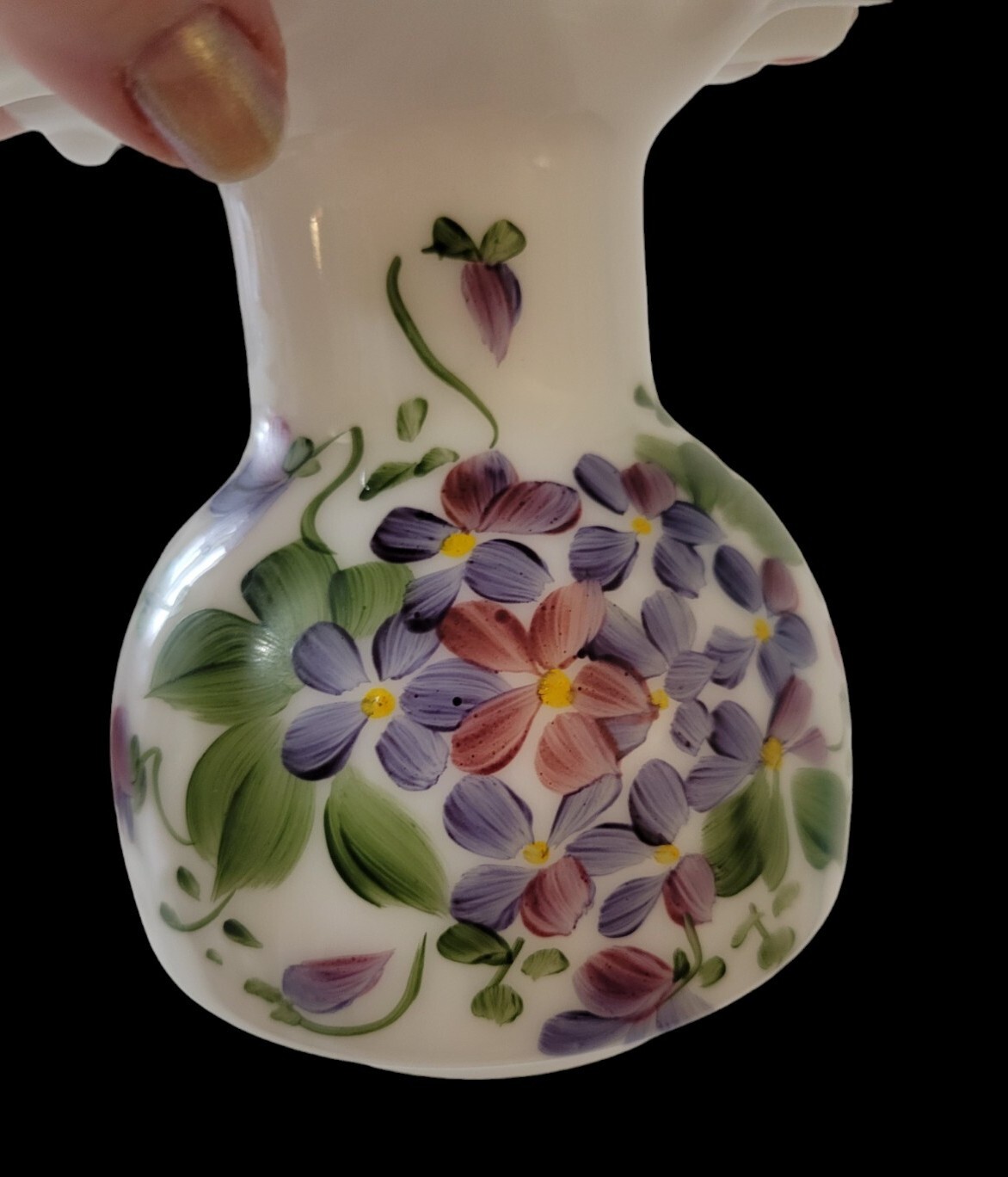 Vintage Glass Violets In The Snow Milk Glass Ruffled Edge Vase
