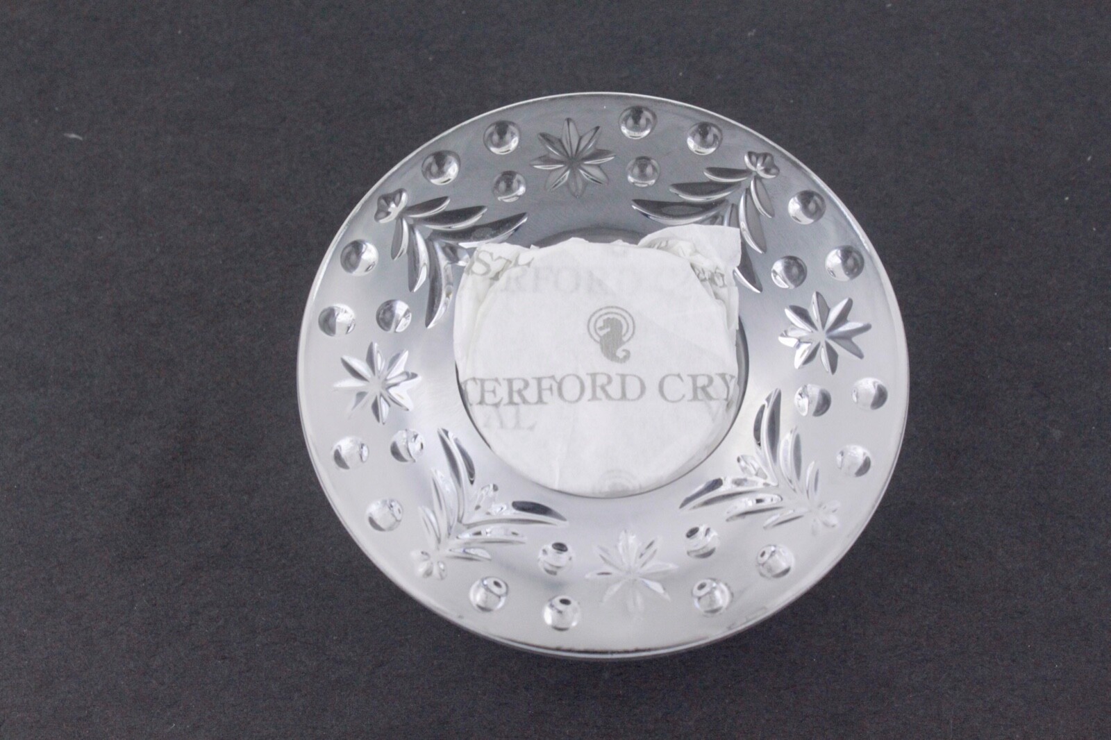 WATERFORD CRYSTAL HOLIDAY HERITAGE VOTIVE WITH TEA LIGHT CANDLE – NEW