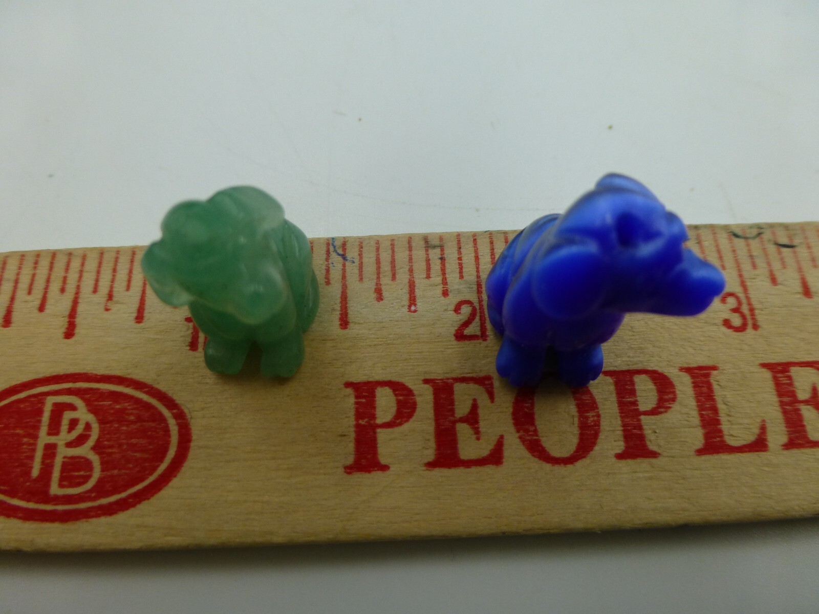 Two Mini Molded Glass Sitting Dogs, 1 Blue (1 in)-1 Green (.75 in) No Markings
