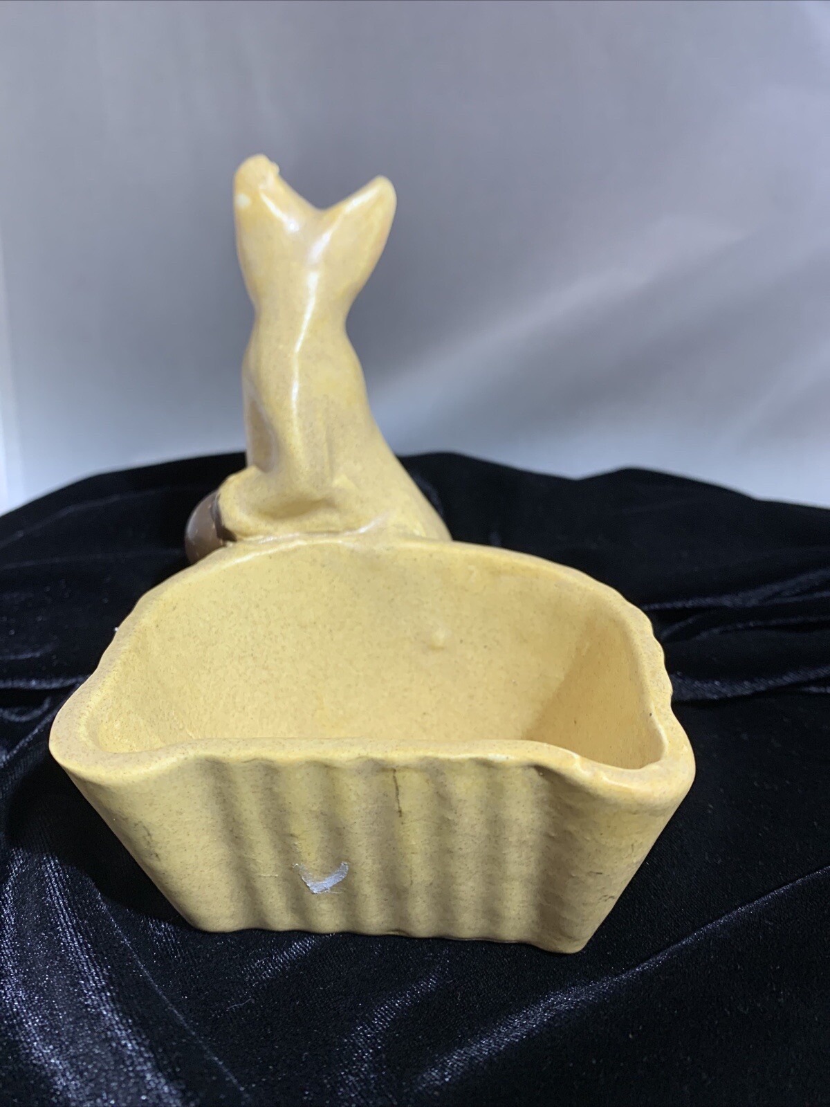 Boxing Kangaroo Planter Vintage Ceramic Niloak. RARE White Clay By Eagle Pottery