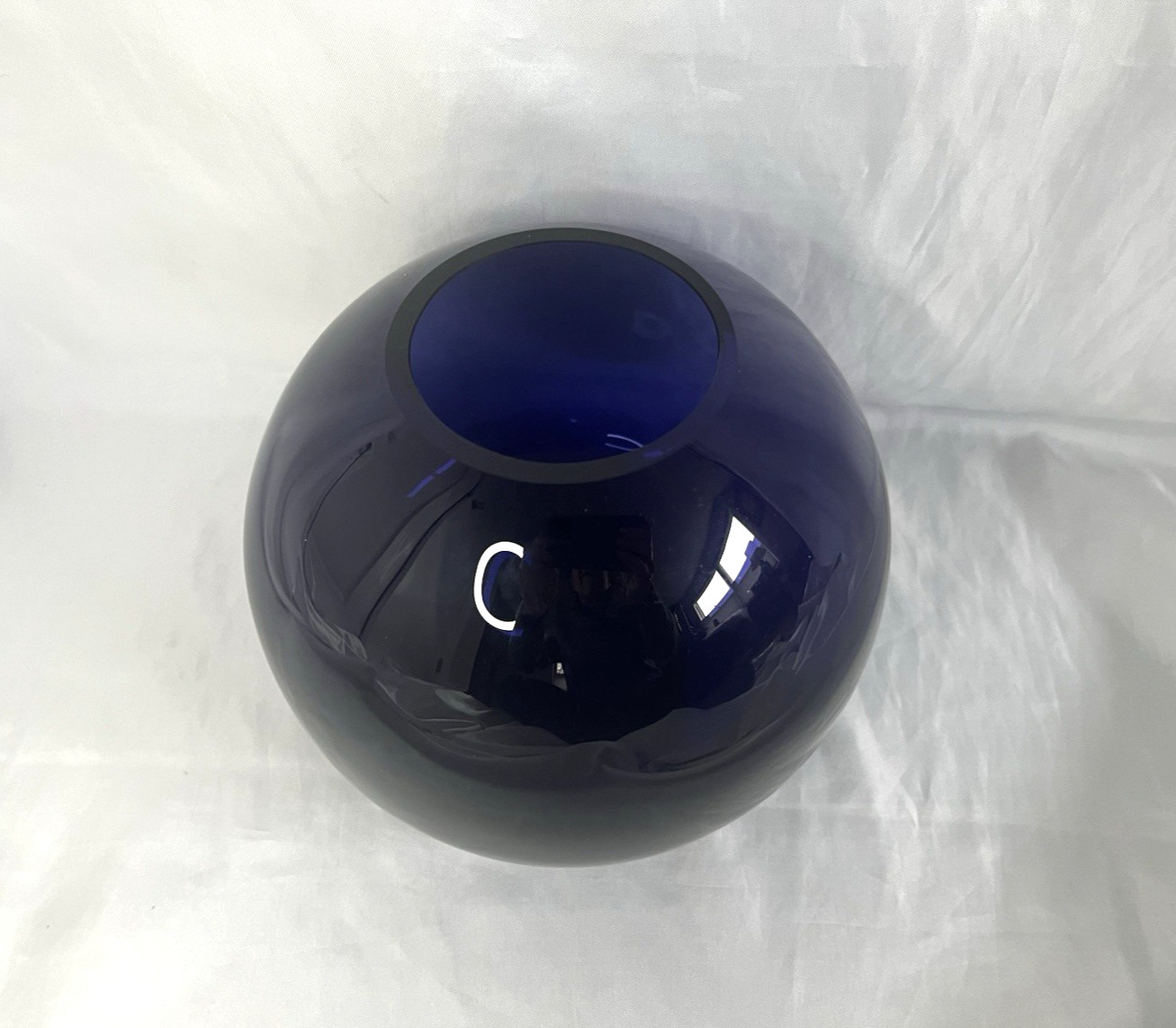 CRATE & BARREL Oasis dark purple art glass vase. Round. Poland. Heavy.