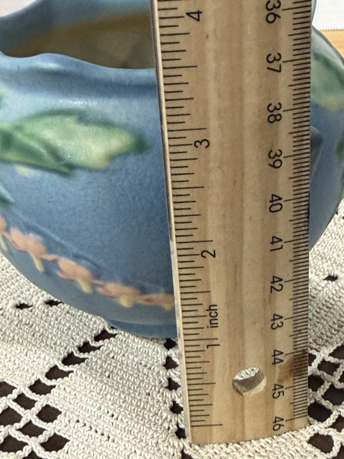 Roseville Pottery Bleeding Heart Mini Jardiniere 651-3 Blue