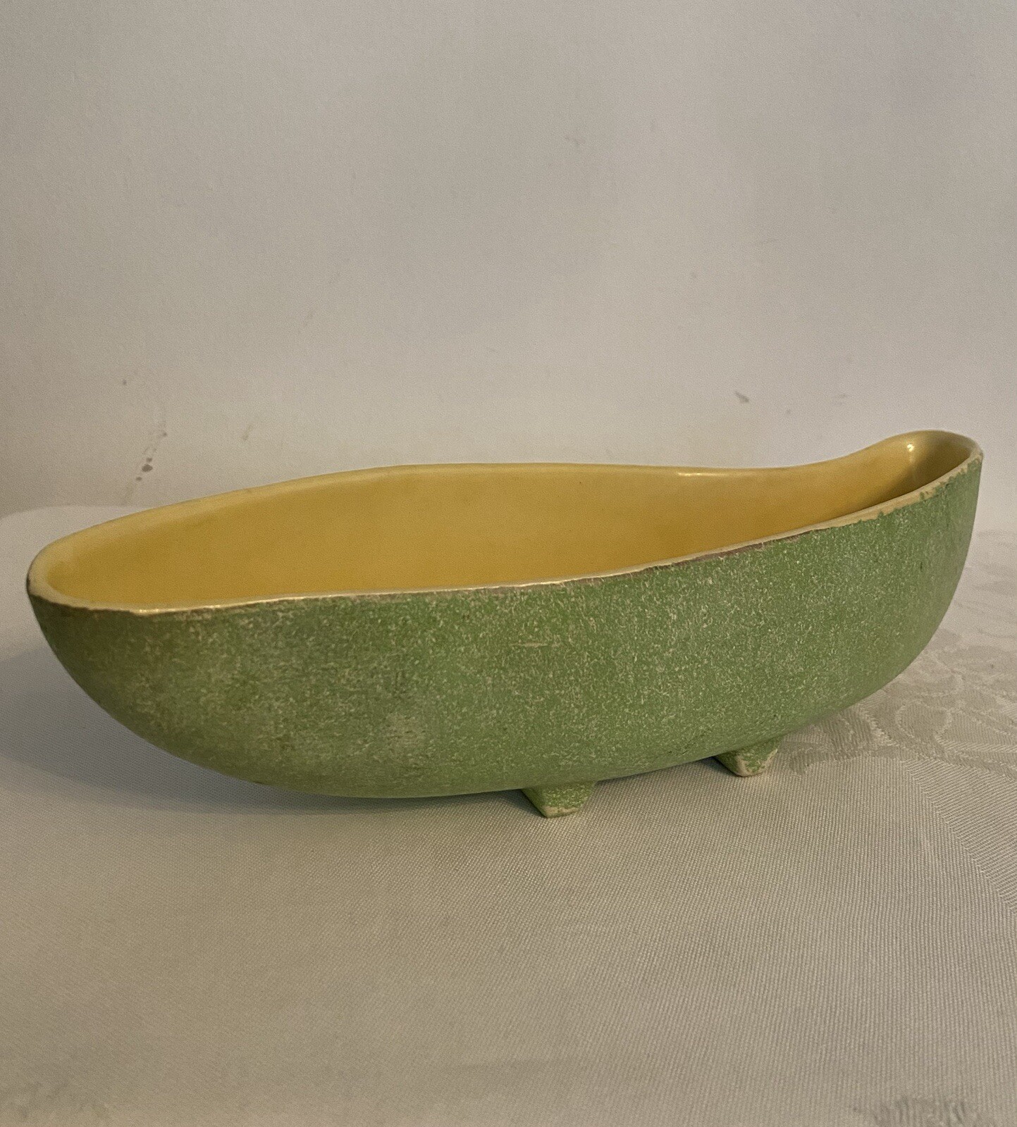 Vintage Shawnee USA Pottery Console Bowl MCM Planter Textured Green Yellow #1101