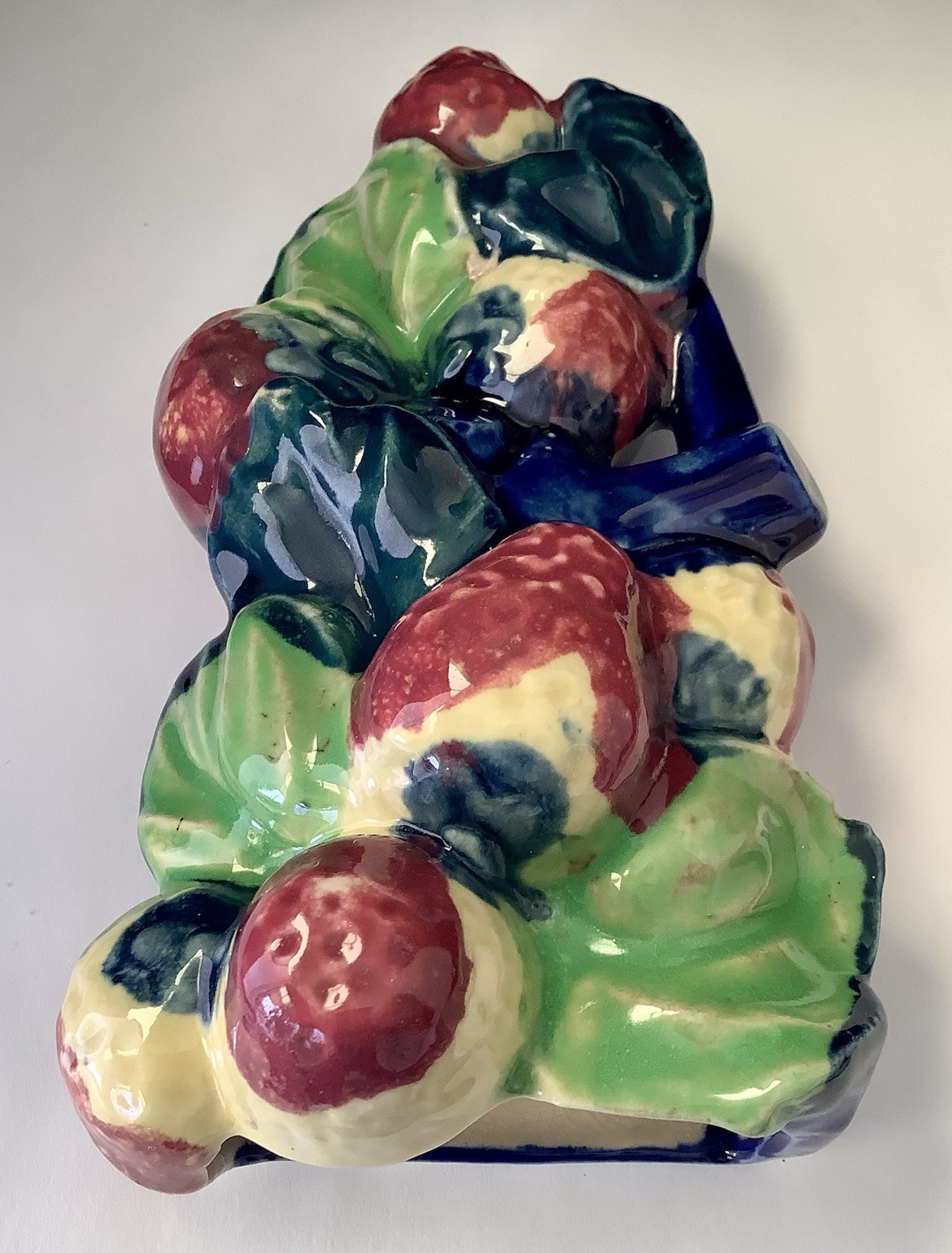 7+1/2” Vintage Majolica Fruit Wall Pocket Ceramic Vase Hand Paint Made In Japan