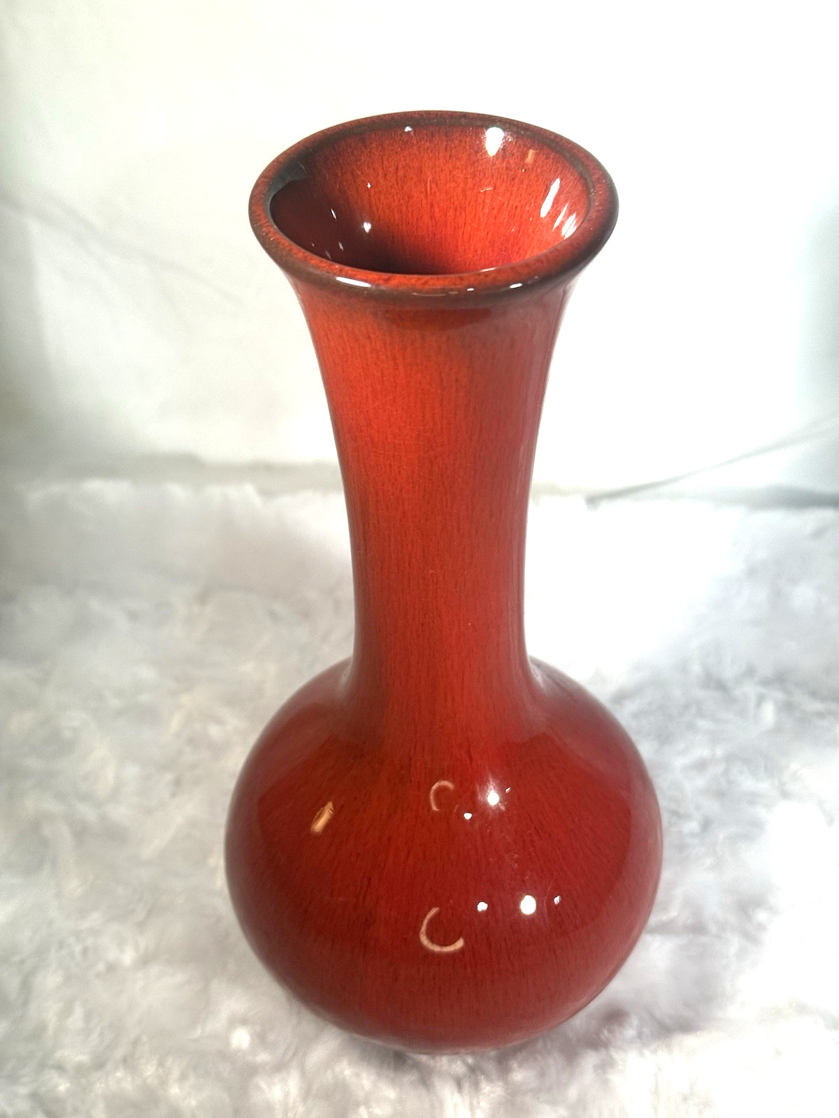 Vintage Blue Mountain Pottery Vase 8.5″ Red Flowing Drip Glaze Made in Canada