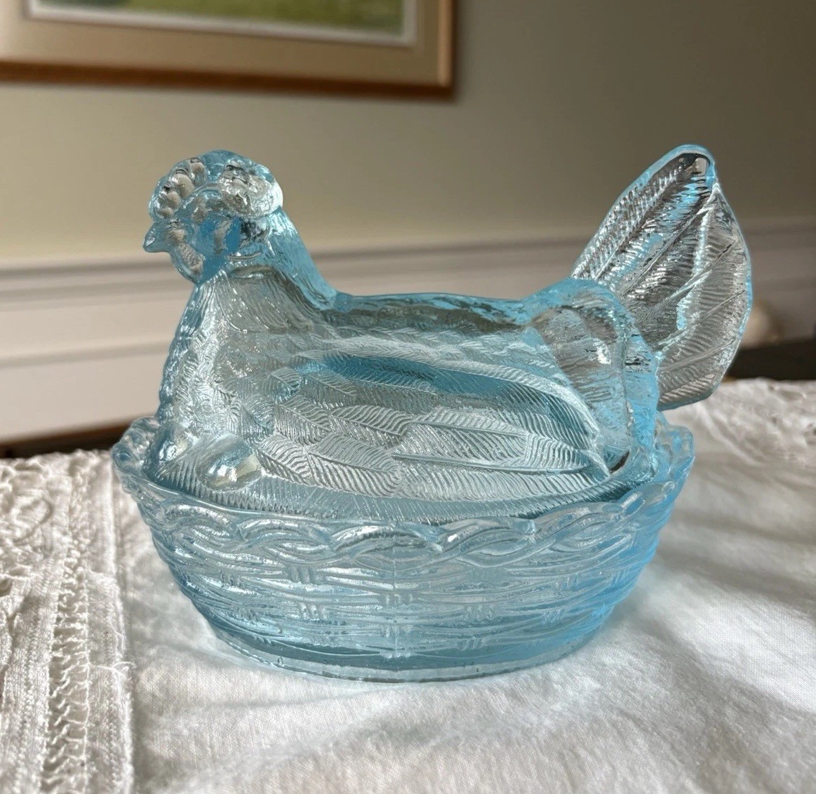 Vtg L.G. Wright Blue Glass Hen on Nest 6″ Large Covered Dish Split Tail HON