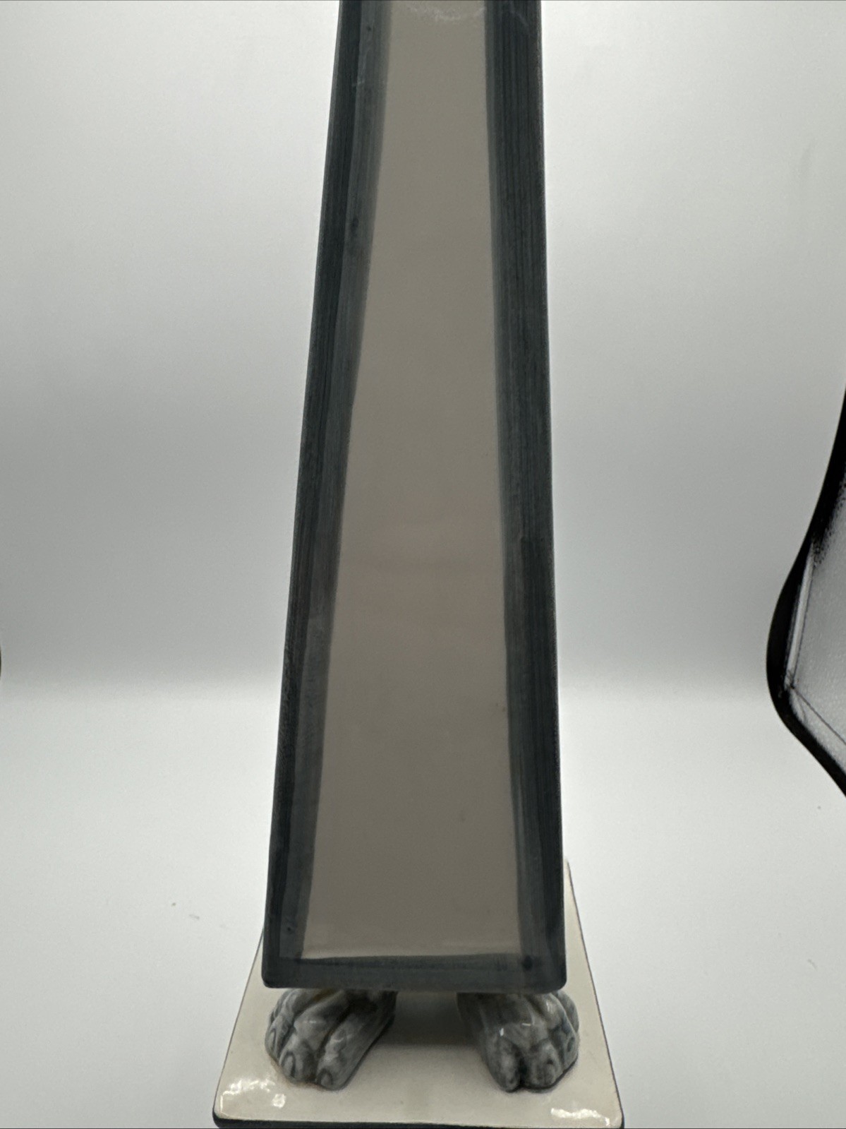 1960s Italian Ceramic White Obelisk Paw Feet 18 3/4 Inches
