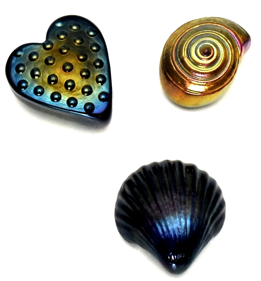 Robert Held Set Of 3 Art Glass Paperweights Heart & 2 Seashells w/Stickers