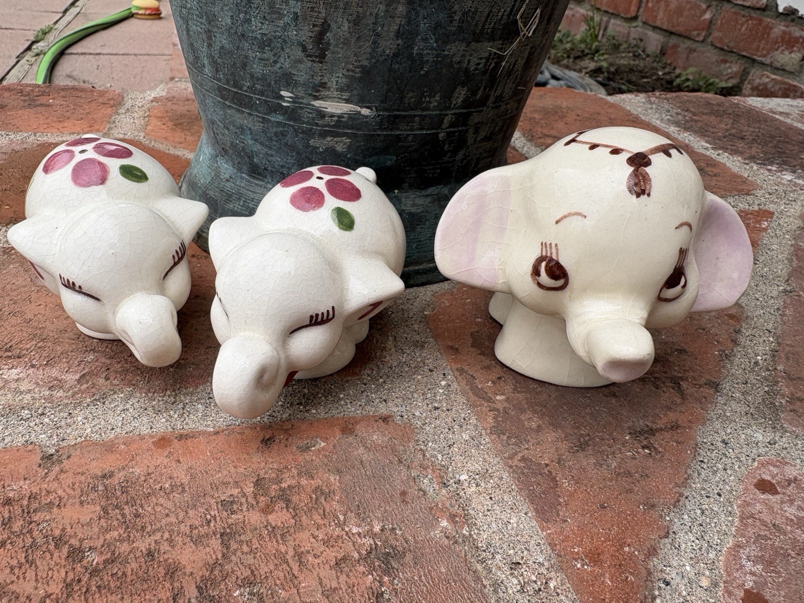 Lot 4 Vintage Rio Hondo California Pottery Elephants & Cow Figurines 3″-4”