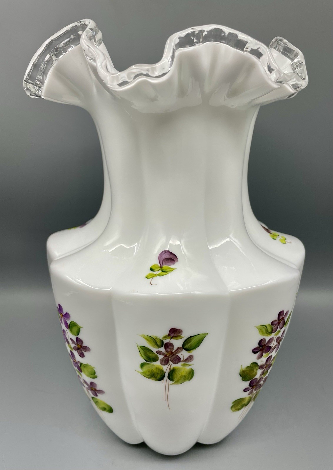 VINTAGE FENTON “VIOLETS IN THE SNOW” SILVER CREST 10″ VASE – Early No Mark
