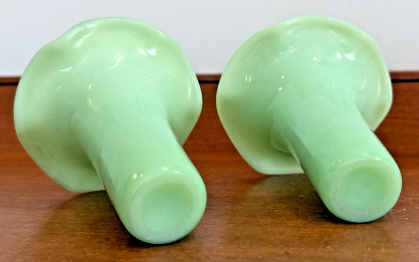 2 McKee Jadeite Green Small Ruffled Car Vase Or Epergne Jadite Uranium Glass