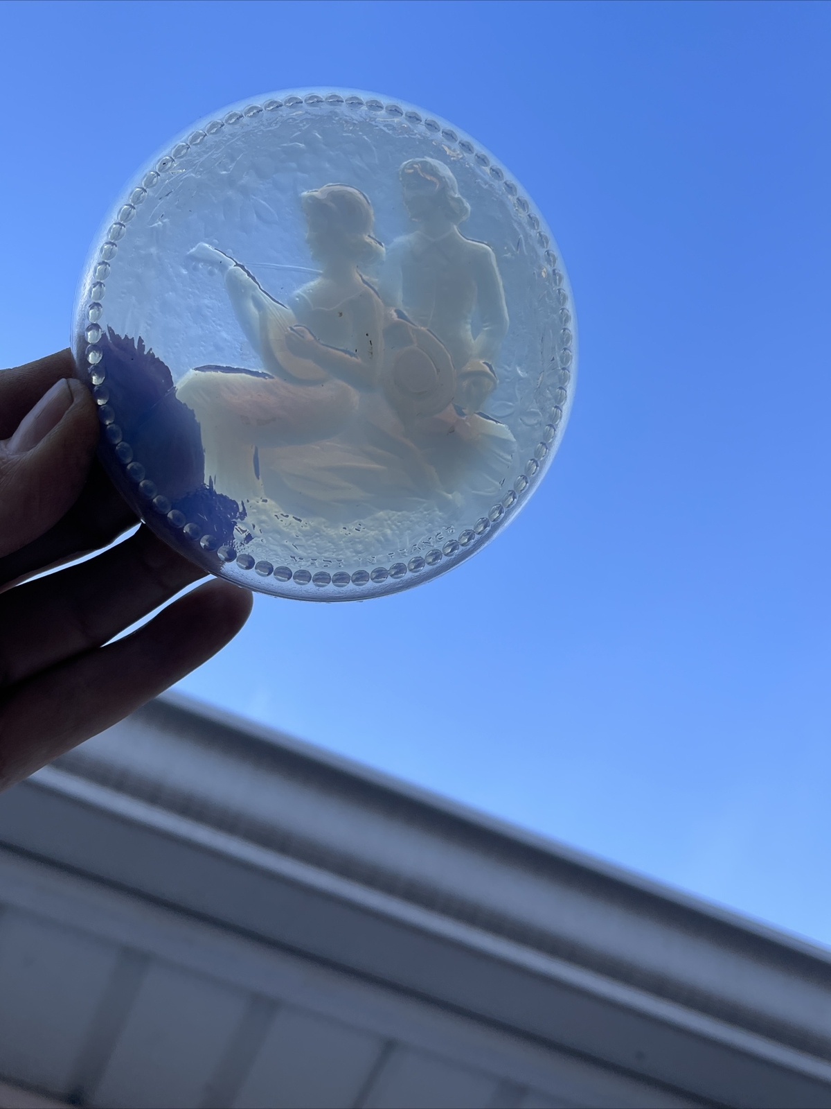 Vintage French Art Deco opalescent glass powder cover