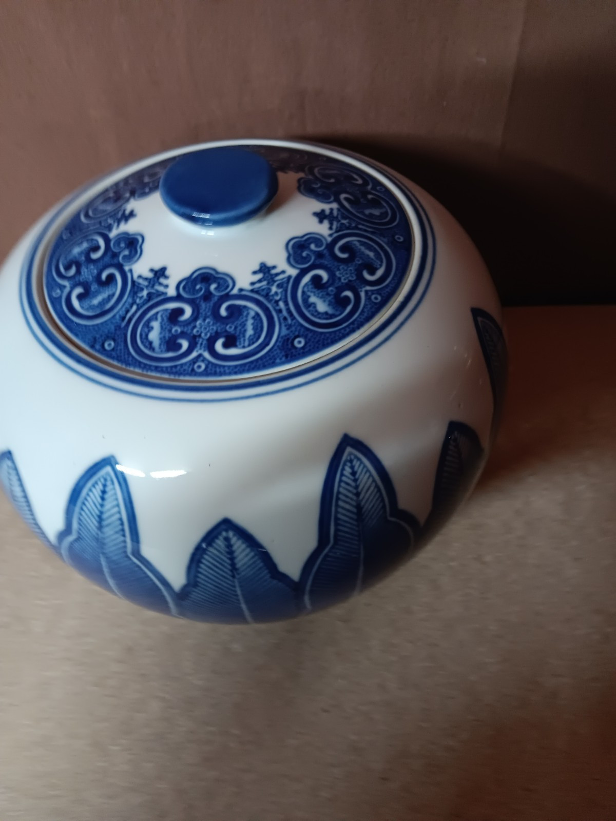 Bombay Company Blue White Porcelain Ginger Jar Urn With Lid Gorgeous Large