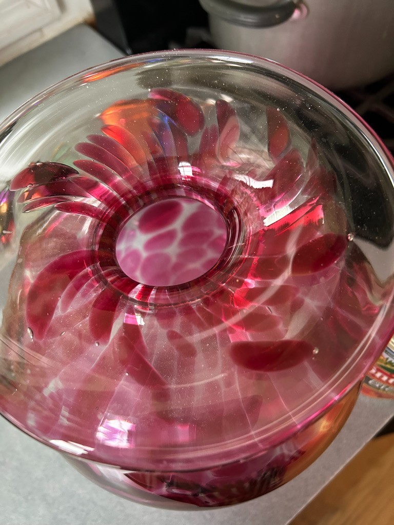 CRANBERRY ART GLASS COIN SPOT HONEYCOMB PATTERN ROTUND BODY FLARED 9.5″ VASE