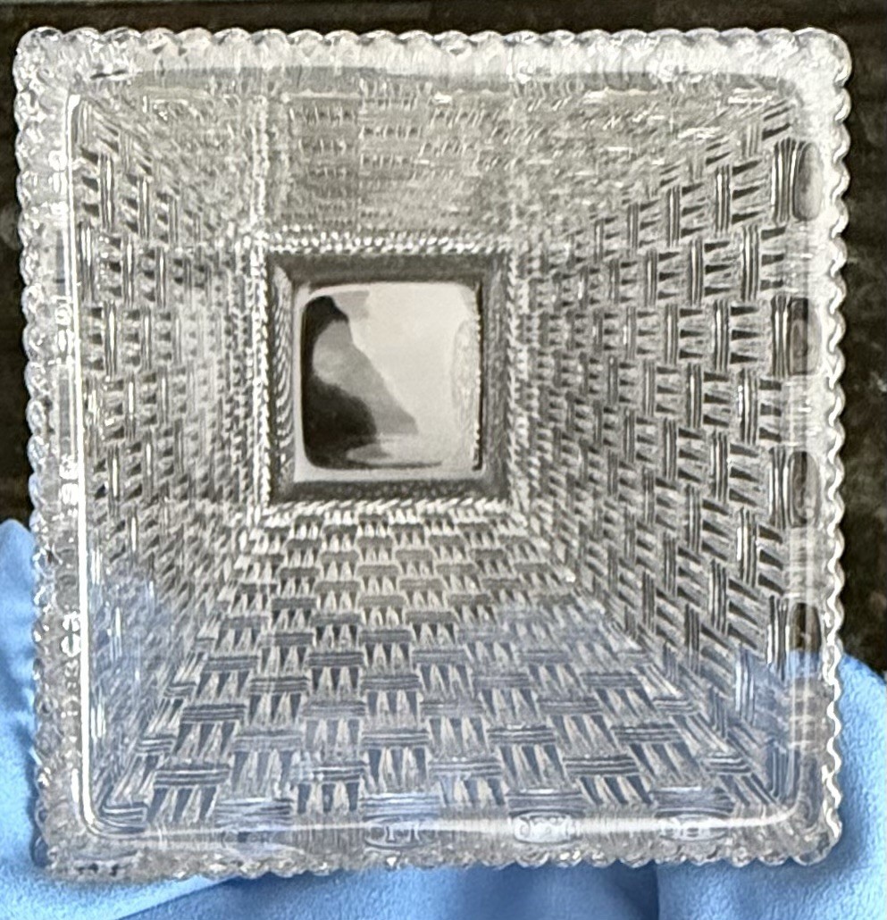 TIFFANY & CO Square Basket Weave 10” Crystal Vase, Made In Germany