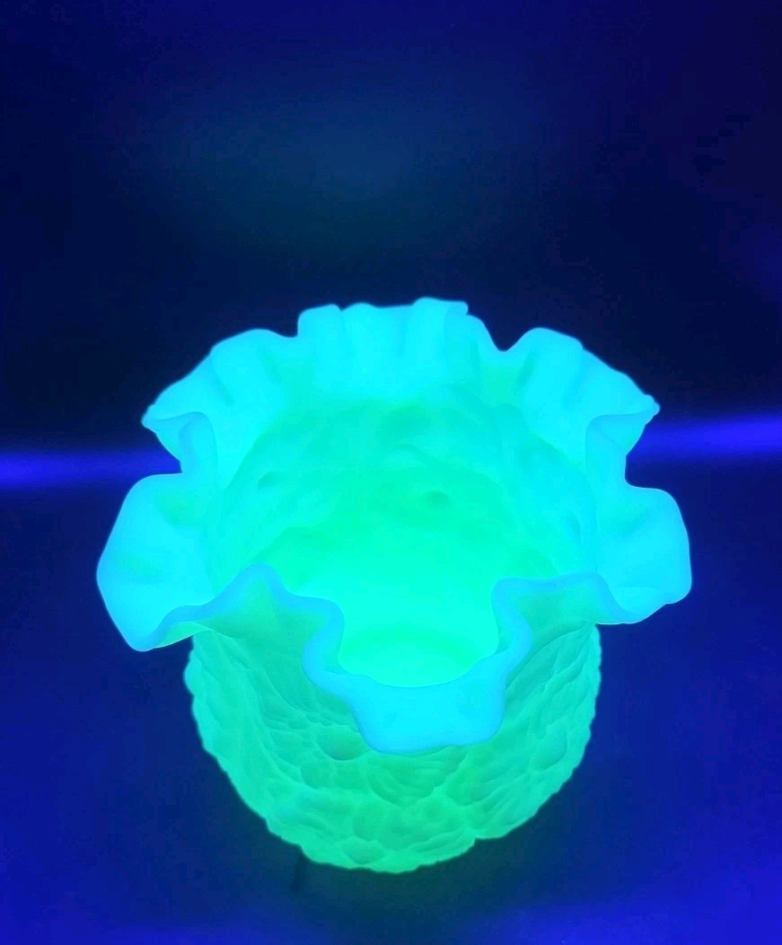 Vintage Fenton Green Ruffle Poppy Flower Frosted Uranium Glass Vase or Planter