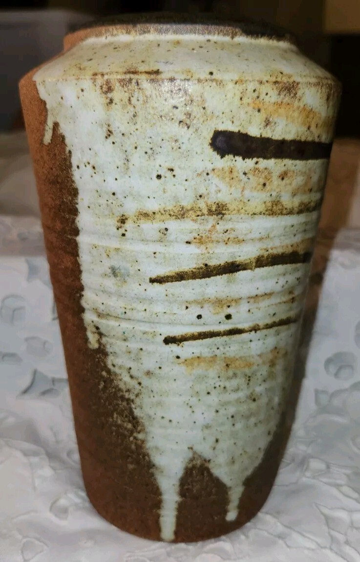 VTG.HANDTHROW VASE STONEWARE POTTERYRUSTIC ABSTRACT PATTERN 8″ H× 5″W SIGNED