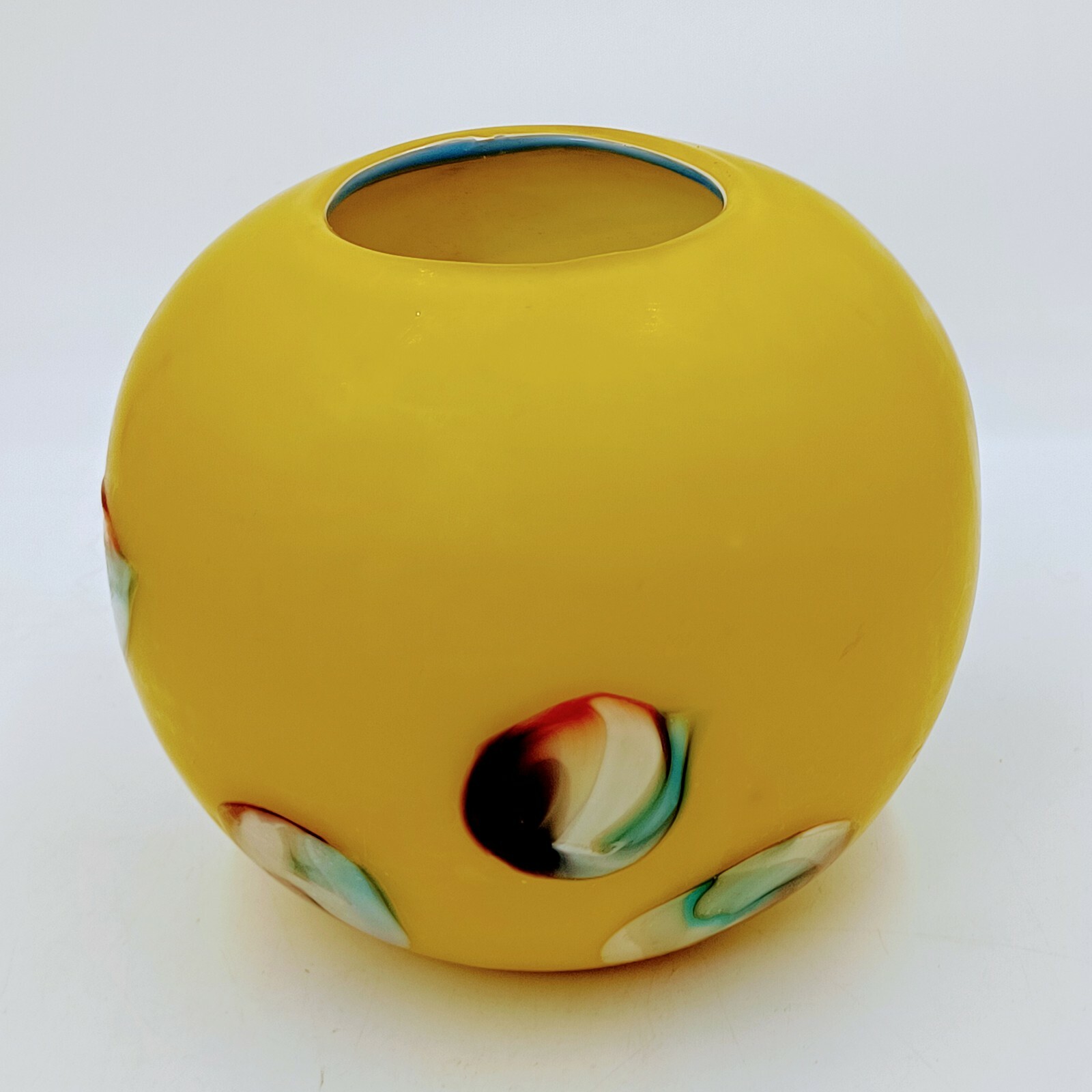 Azerbaijan Russian Handblown Art Glass Yellow Globe. 6″ H NWB. AZ02-8