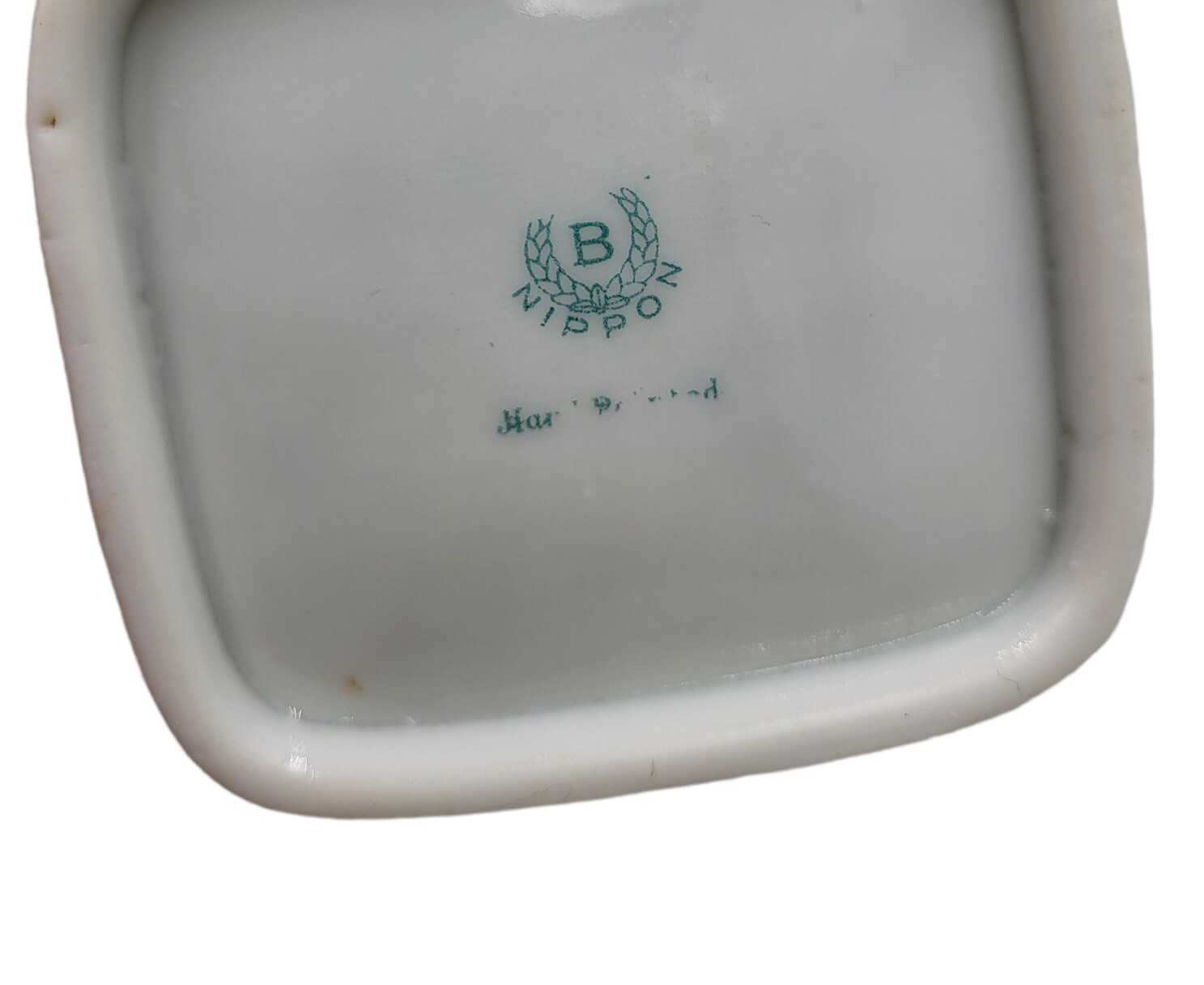Vintage Nippon Japan Hand-painted Trinket Keys Dish Birds Trees 6 1/4″ by 5 1/4″