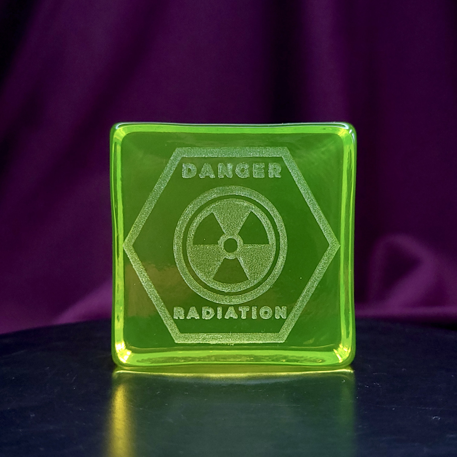 Rare Uranium Glass Small Figurine 50x50mm Vaseline Yellow Glass Statue