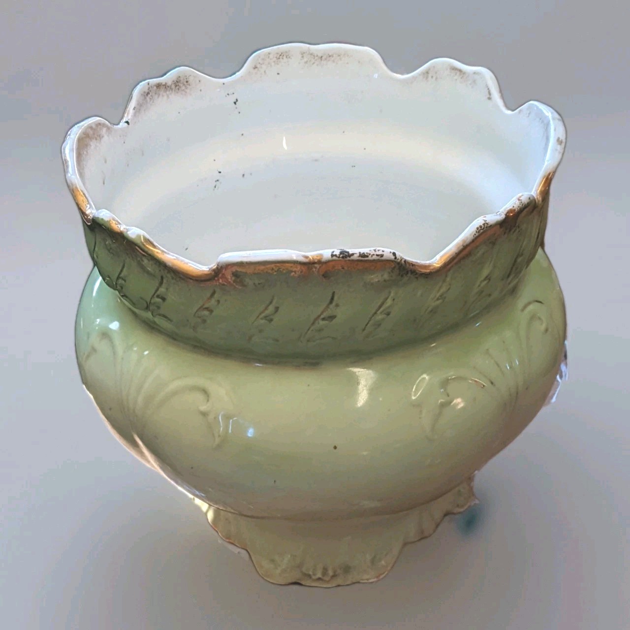 Rare Antique Knowles Taylor KTK Porcelain Jardiniere/Planter/Vase Gold Trim 8 In