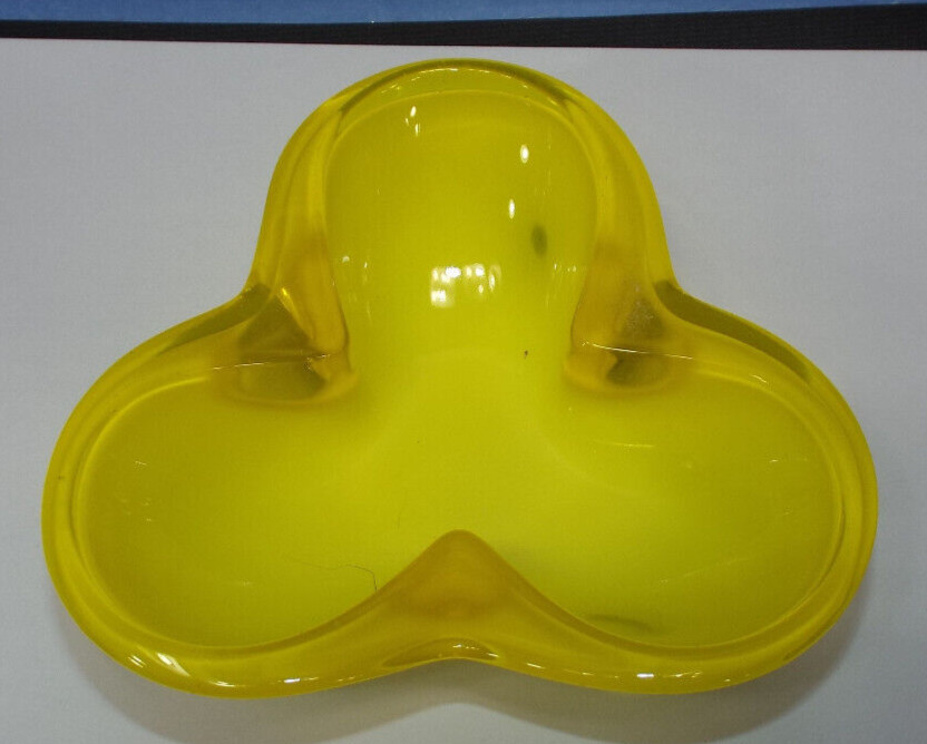 Sasaki Slag Glass Clover Shape Dish Ashtray Canary Yellow Cadmium Orange Glow