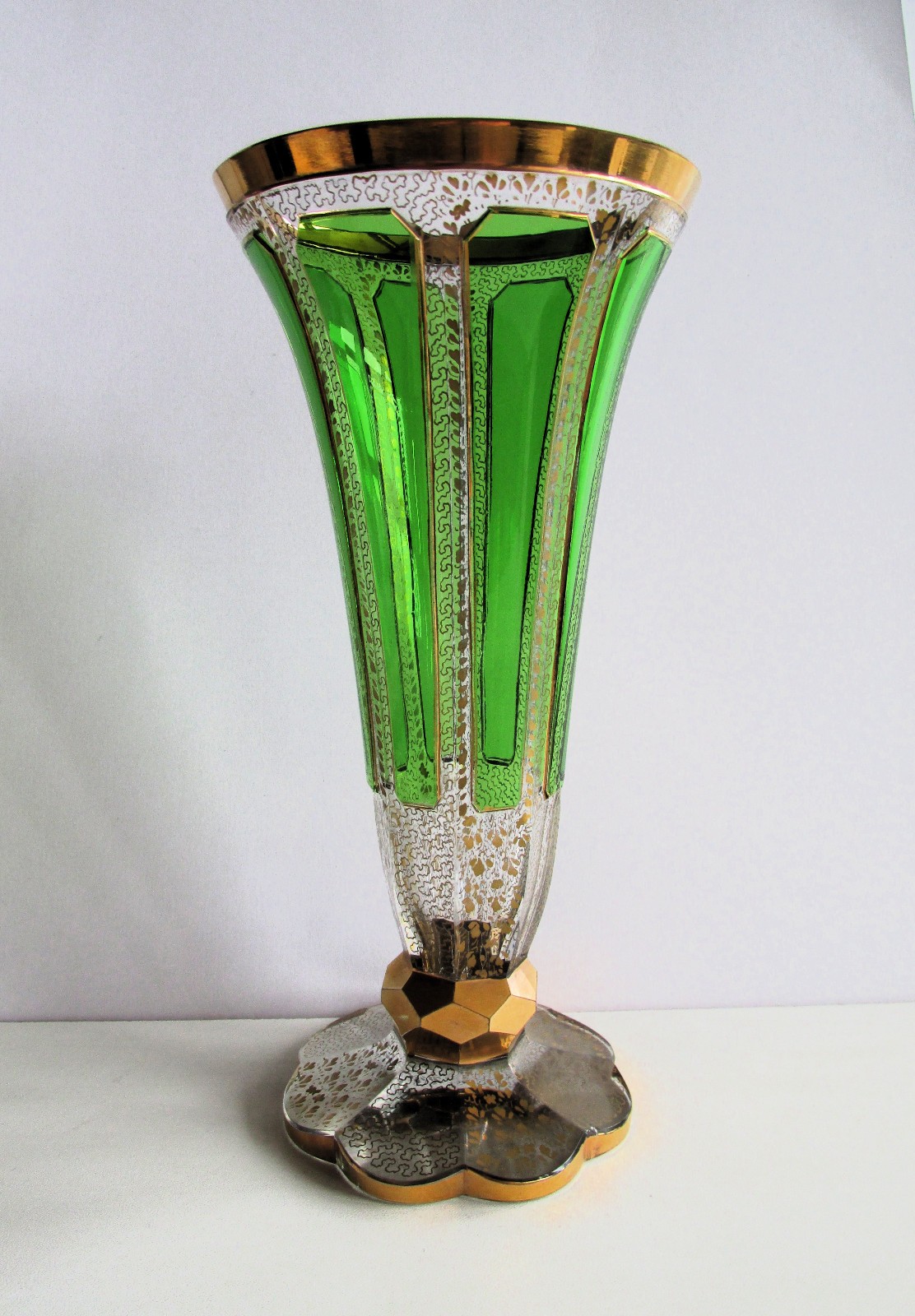 Antique MOSER Bohemian Cabochon Green/Clear Cut Glass Gild Vase 1930s 24 cm