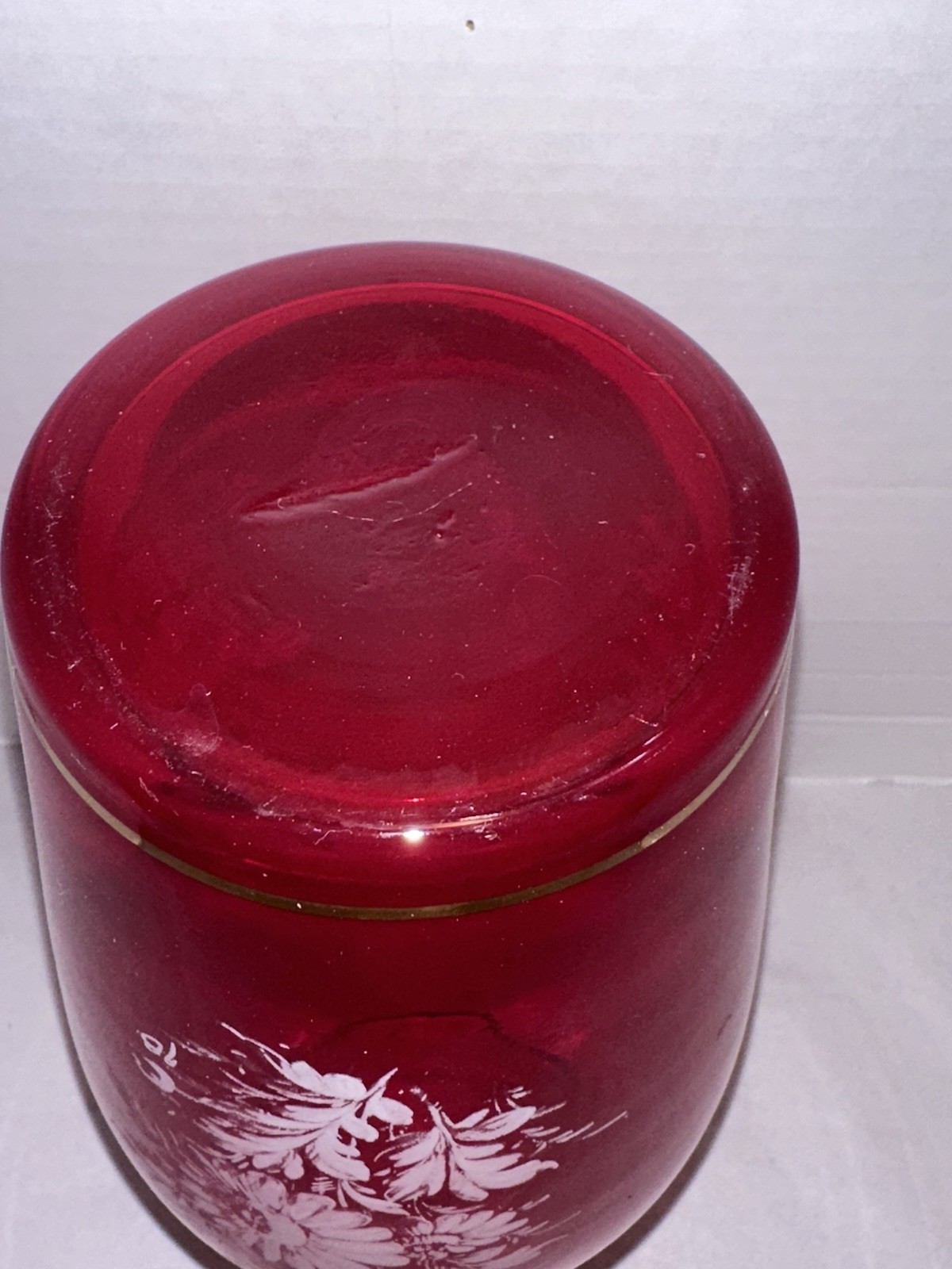 VTG Norleans Lipstick Red Gold Rim White Flowers Painted Vase Signed AB