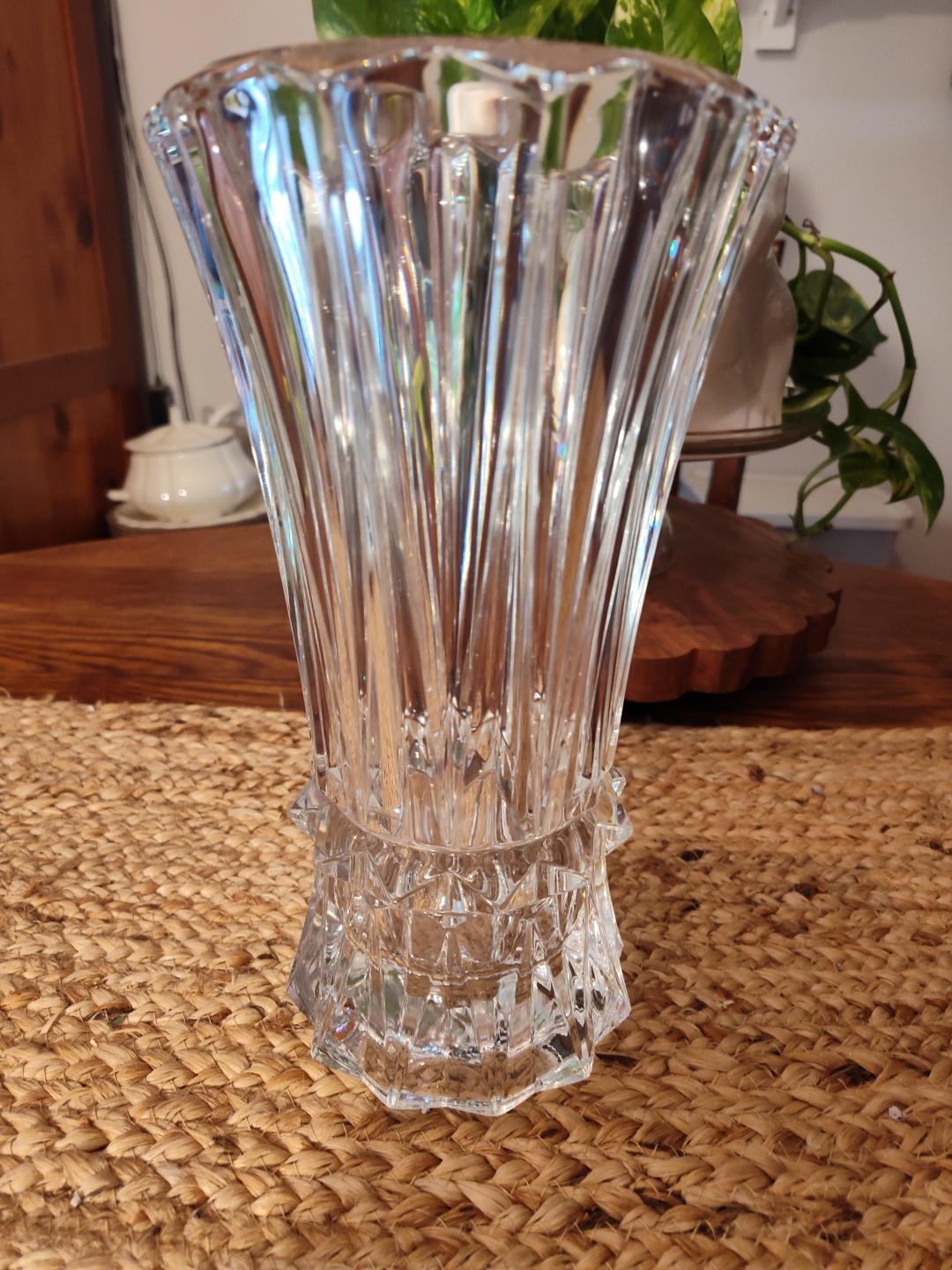 1998-2003 Mikasa Crystal RAINIER PATTERN 10 1/4″ Vase GREAT DESIGN!