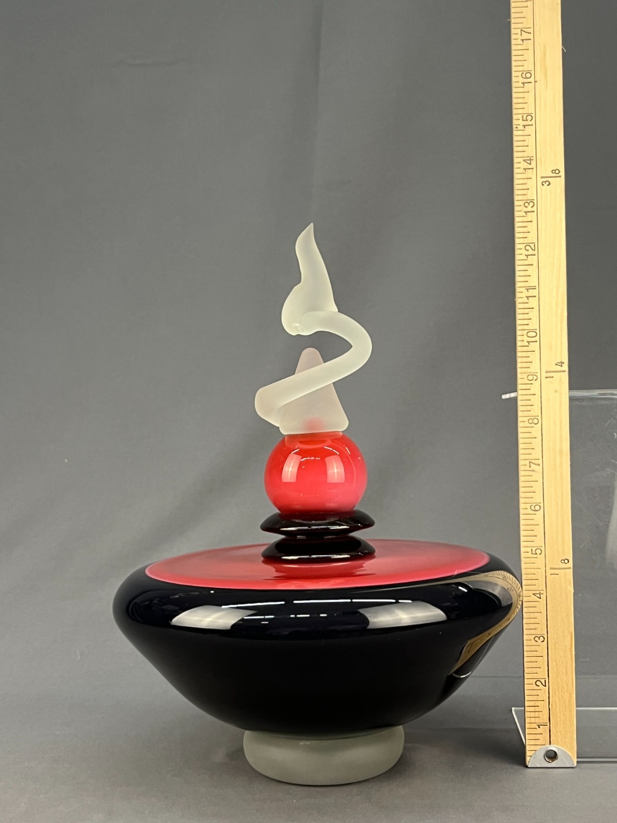 Eric Bladholm Art Glass 12 ¾” Round Sphere Vessel : MINT
