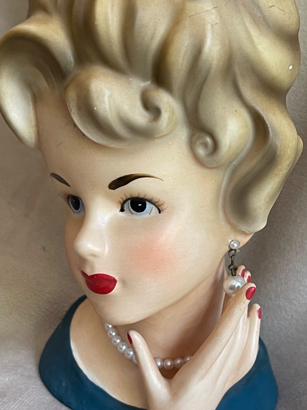 Vintage Ardco Lady Head Vase C1545 Blonde With Hand Pearl Necklace Earrings