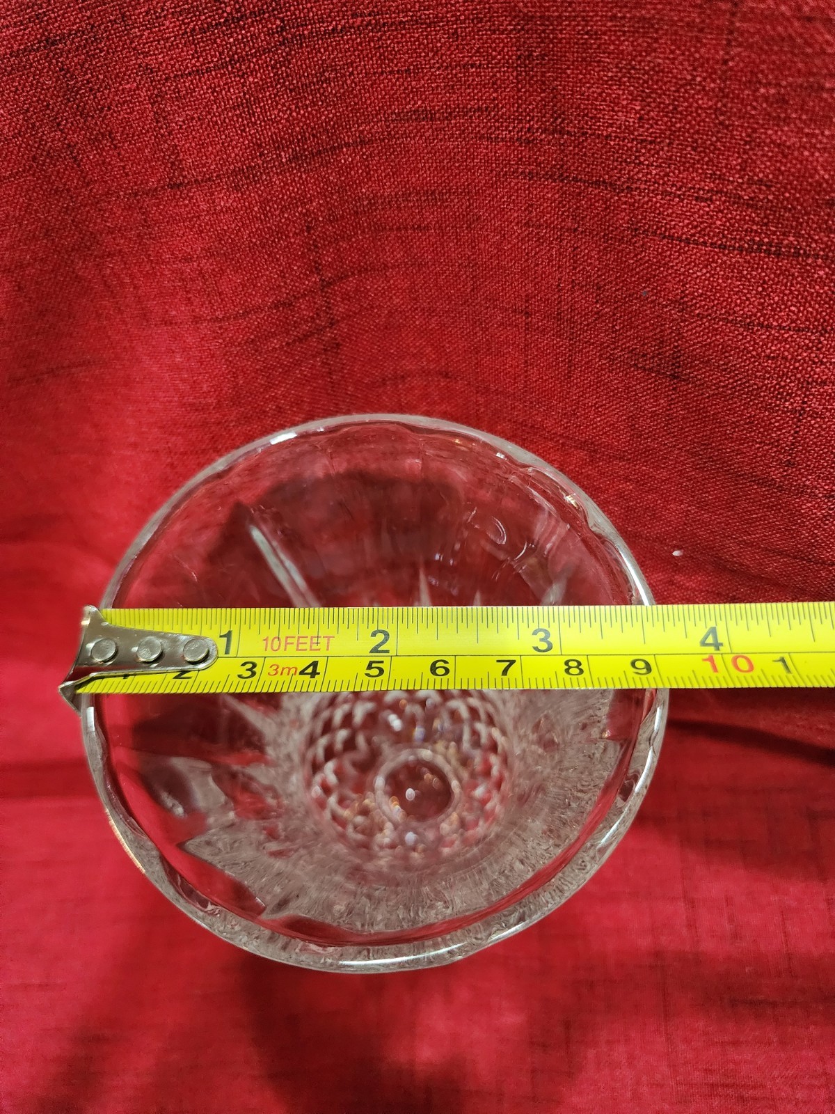 5 3/4″ CRISTAL D’ARQUES DURAND Longchamp Crystal Footed Flower Vase