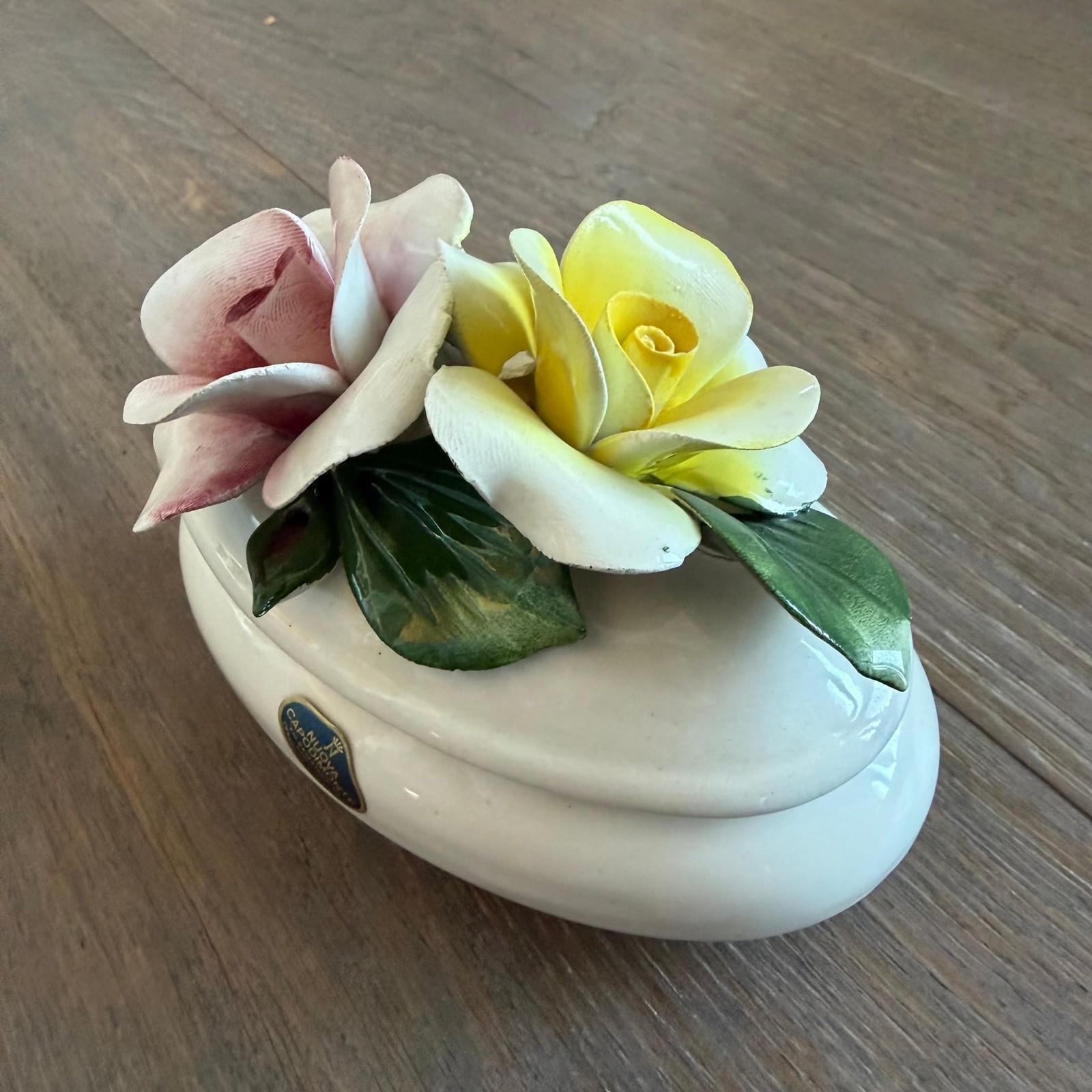 Mid 20th Century Nuona Capodimonte Yellow & Pink Roses Flower Trinket Box 💐 M