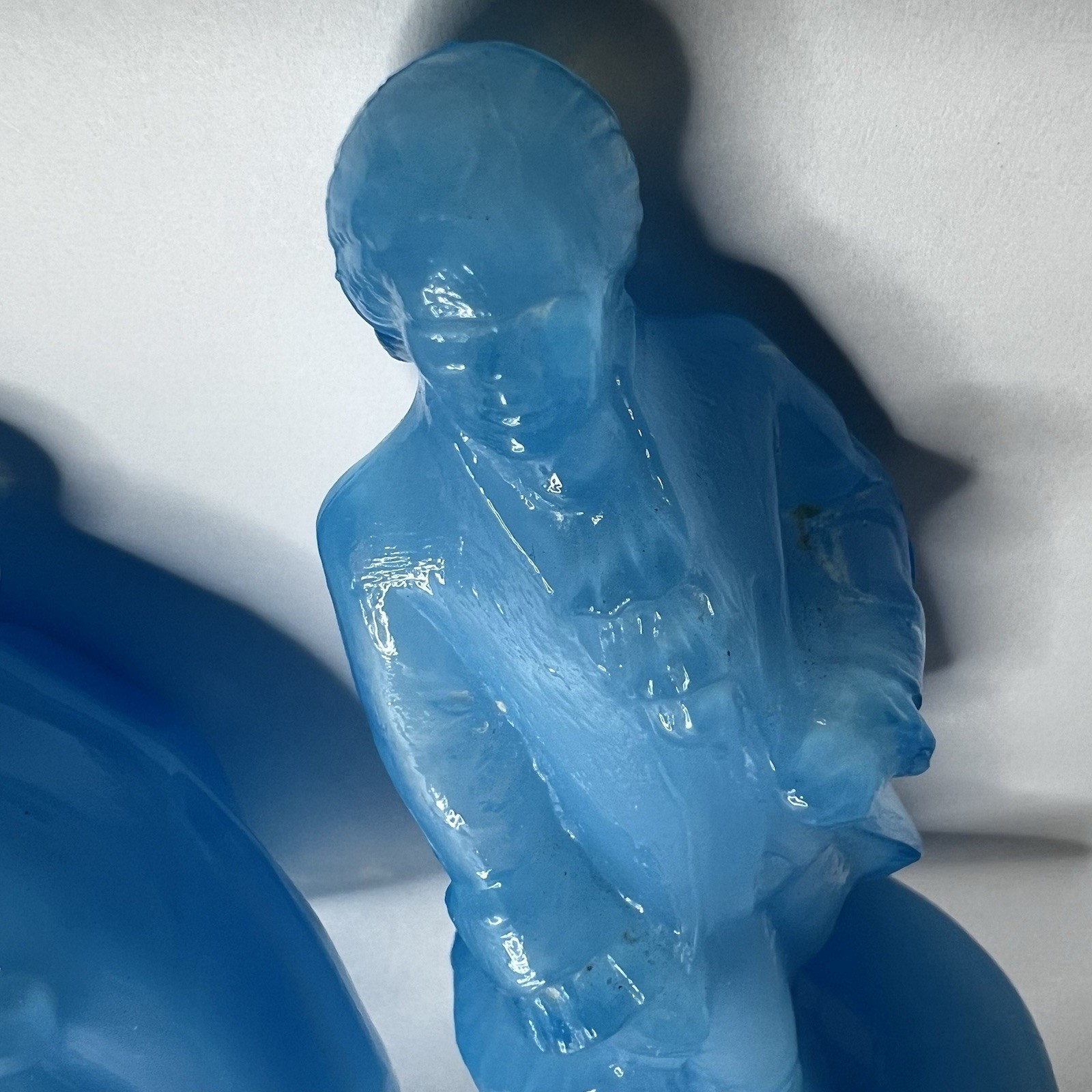 Boyd’s Crystal Art Glass’s Vintage Colonial York & Marguerite Windsor Blue
