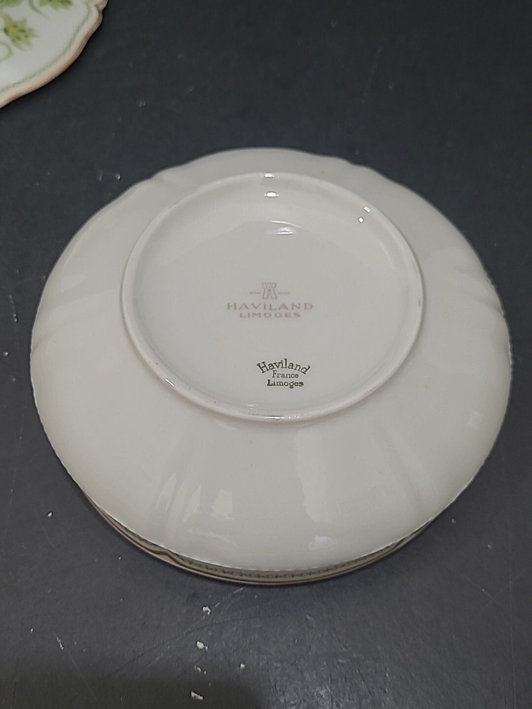 Haviland Limoges France Lidded Vanity/Jewelry Dish 6″ Long