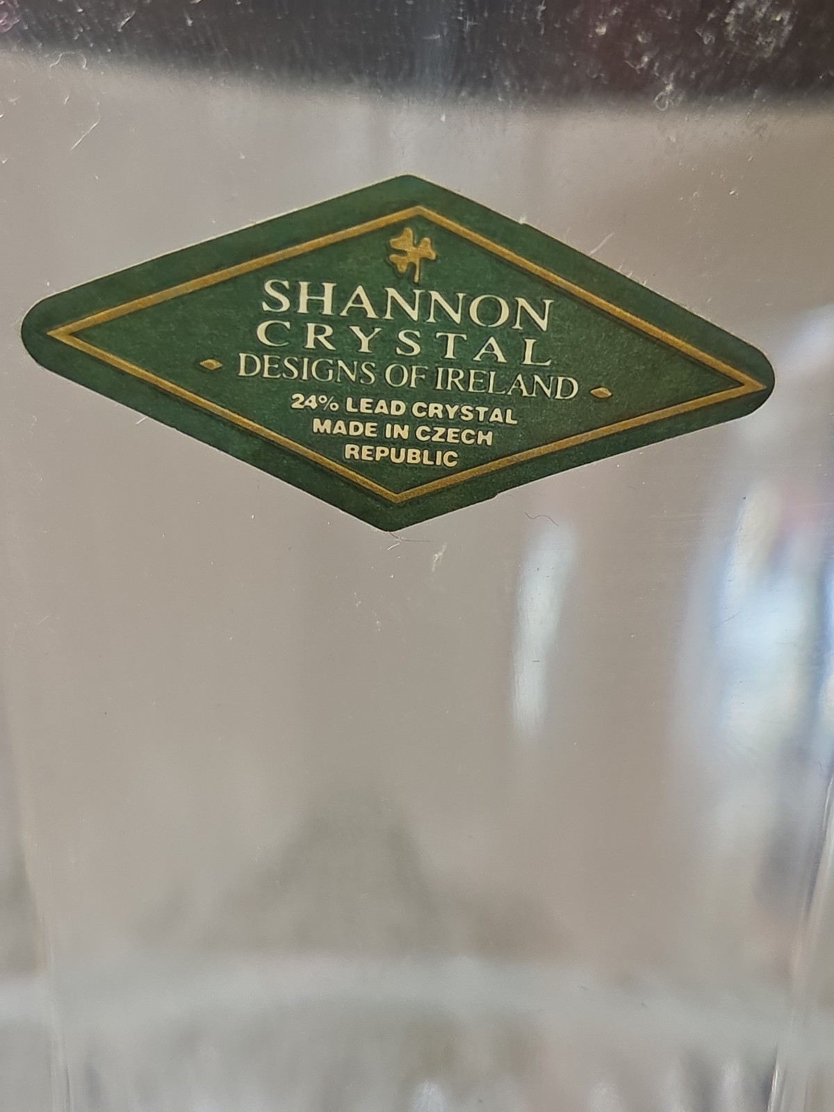 Shannon 24% Lead Crystal Vase By Godinger Coquille Shell Czech Rep 16″ Tall