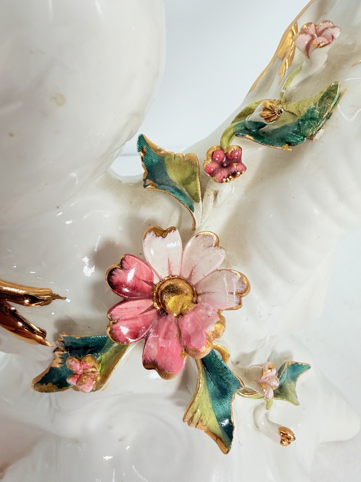 VINTAGE CAPODIMONTE LARGE DOVE LOVE BIRDS W FLOWER WEDDING FIGURINE STATUE 10″