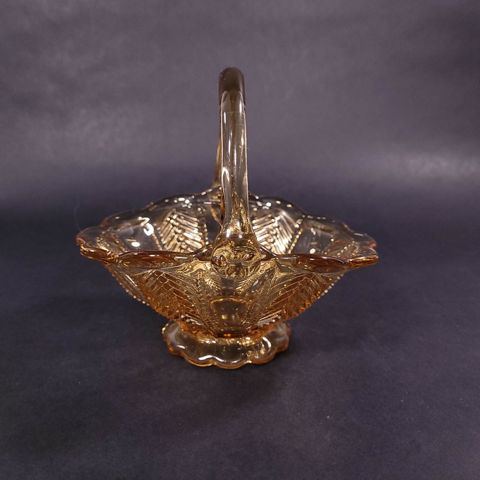 Imperial Amber Glass Basket with Handle Candy Trinket Dish Art Glass Small