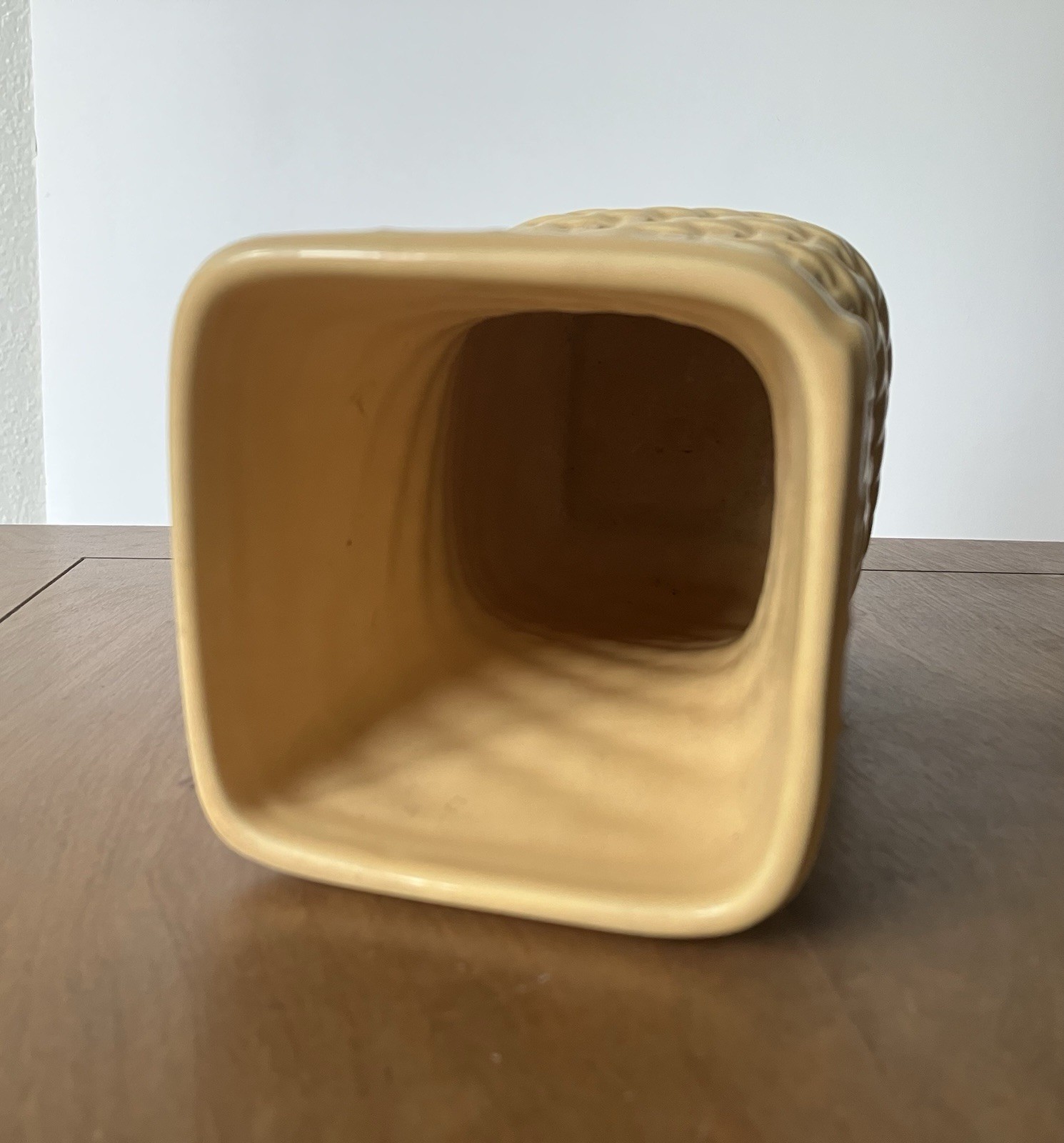 Longaberger Vase Art Pottery Basket Weave Pattern Ceramic 8 3/16 in Chartreuse