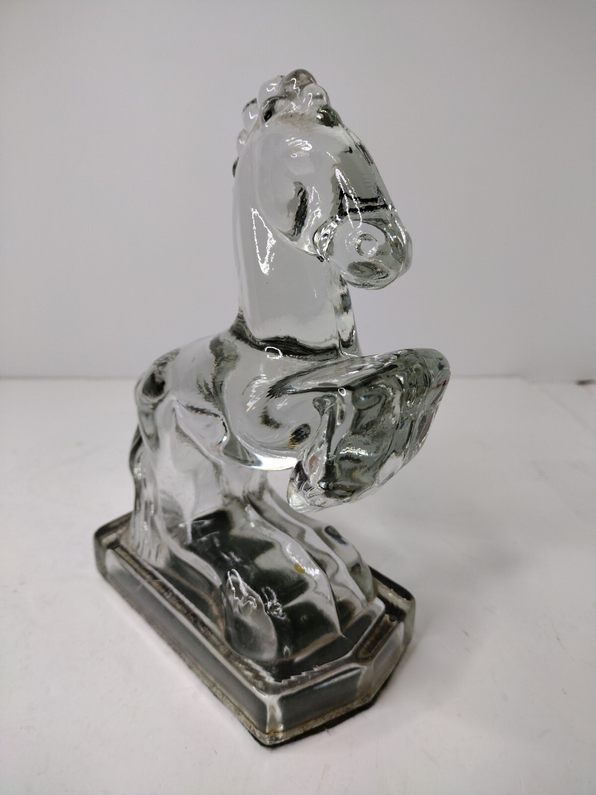 Very Old Hand Made Glass Horse ,Unbranded, felt bottom. heavy good cond.