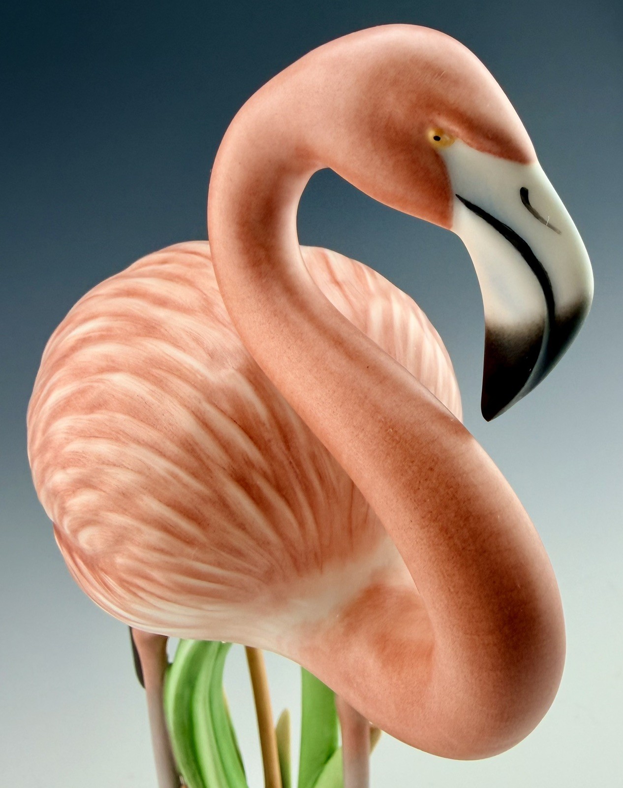 🦋 MINT HEREND Large 10.5” Pink Flamingo Bird Natural Figurine Classic Kingdom