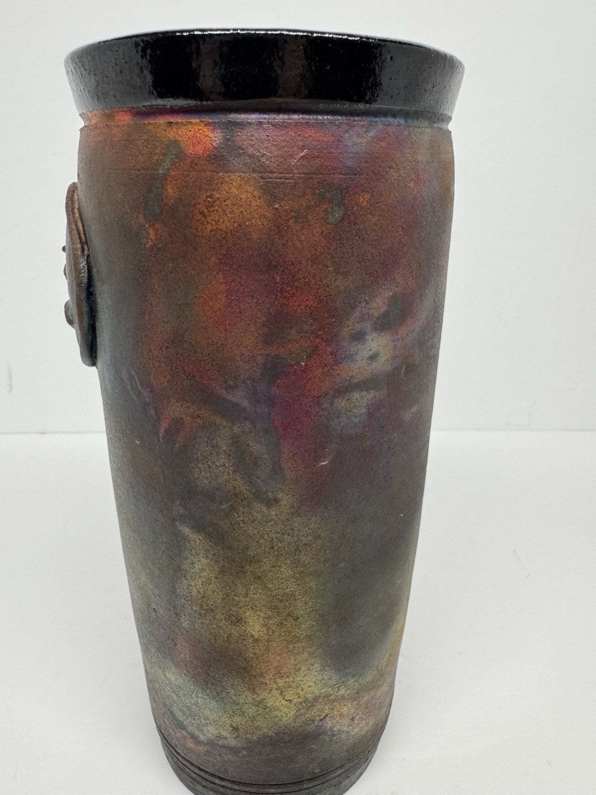 Robert Bob Sunday Signed Raku Studio Pottery Sculpture Vase Approx 8 1/2 Inch