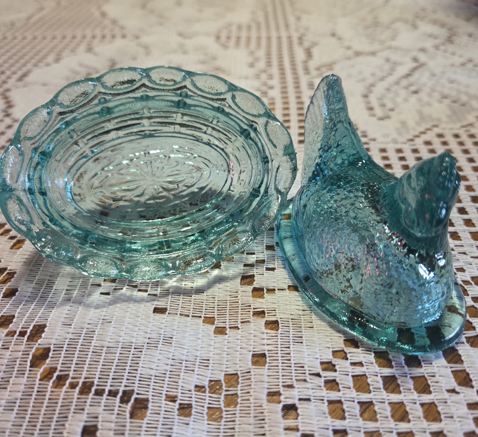Mosser Glass ~Teal Hen On Nest 3.5″~GLOWS BEAUTIFUL ~SPECIAL