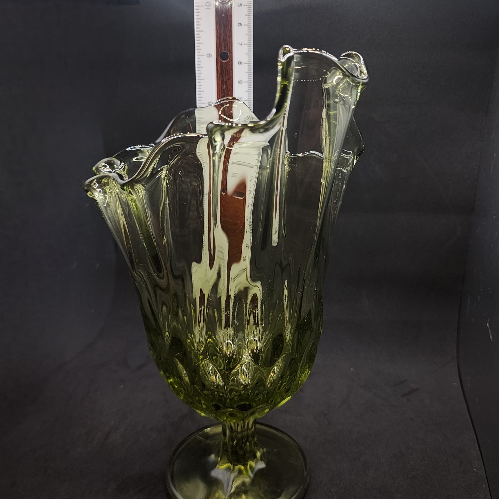 Vtg Fenton Colonial/Avacado Green Sung Handkerchief Glass Vase, Celery, Pedestal