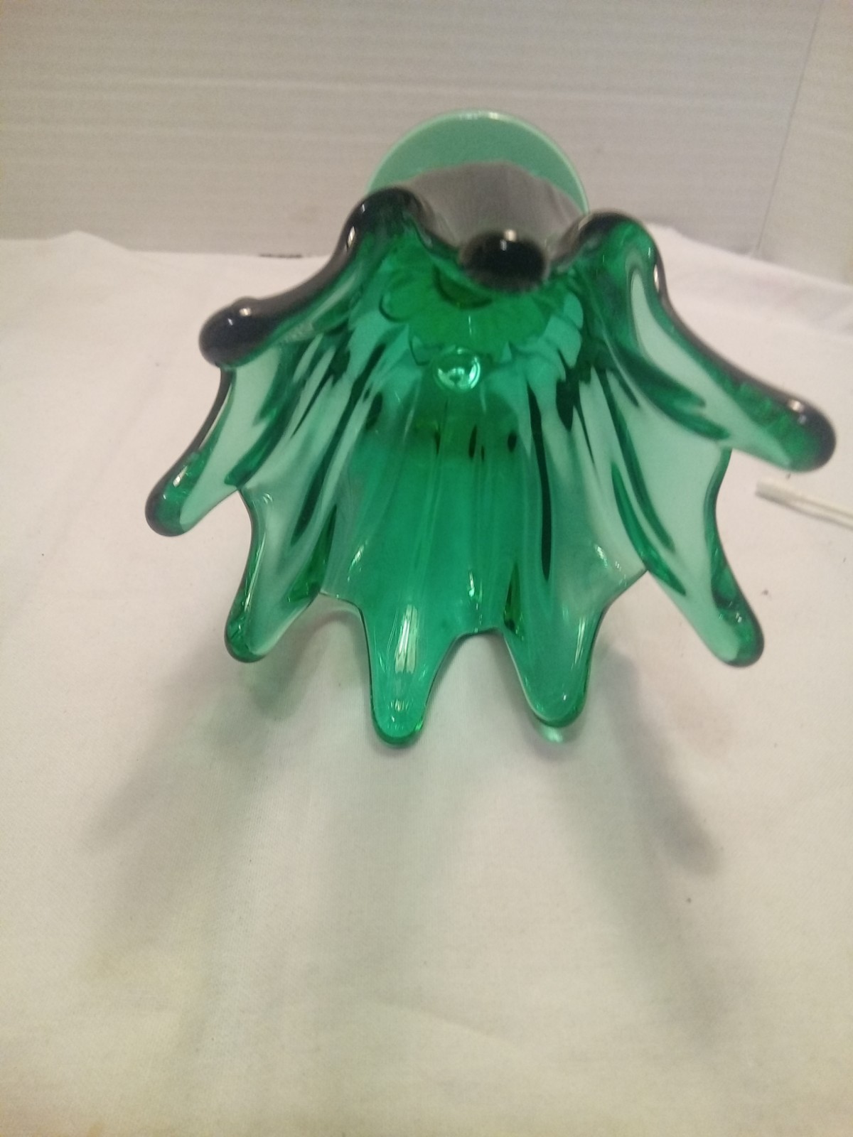 Fenton Eight Point Swung Colonial Green Vase