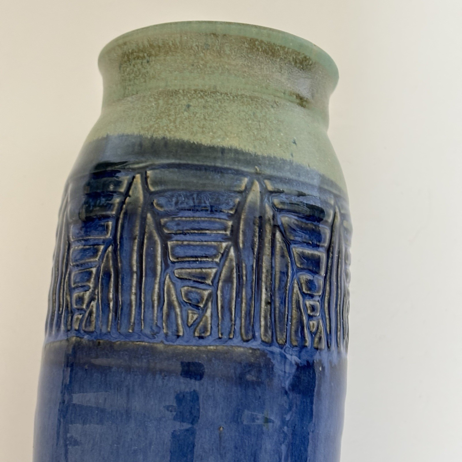 Hand Thrown Studio Art Pottery Blue Green Texture Vase Signed Glaze 9 X 3 Inch