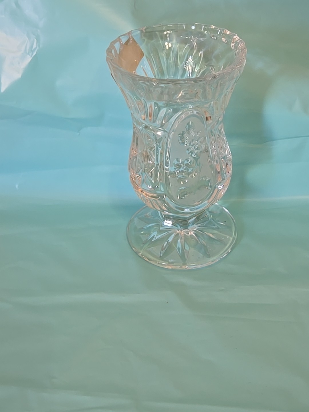 Vtg Crystal Clear Industries Candlestick Holder Yugoslavia 24% Lead Glass Flower